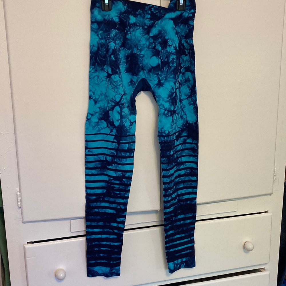 Climawear Muse Tie Dye Legging-Size M